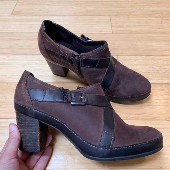 Clarks Shoes - CLARK’S Artisan heeled ankle boots, 8.5.